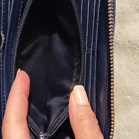 Coach long Wallet - Picture 4 of 8